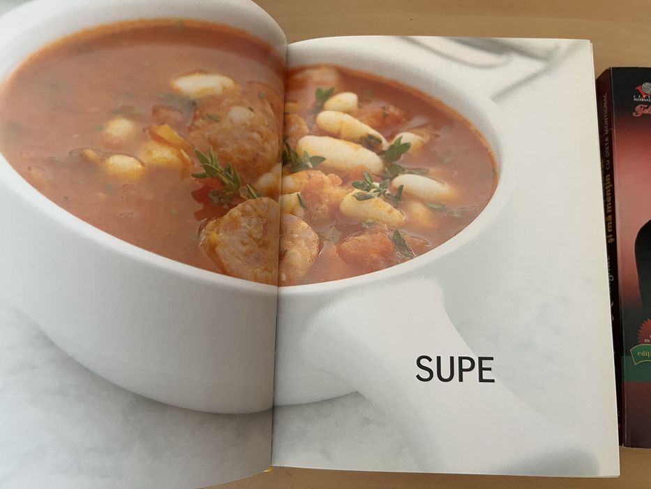 Set 2 carti - Doar 5 ingrediente si Mananc, slabesc si ma mentin