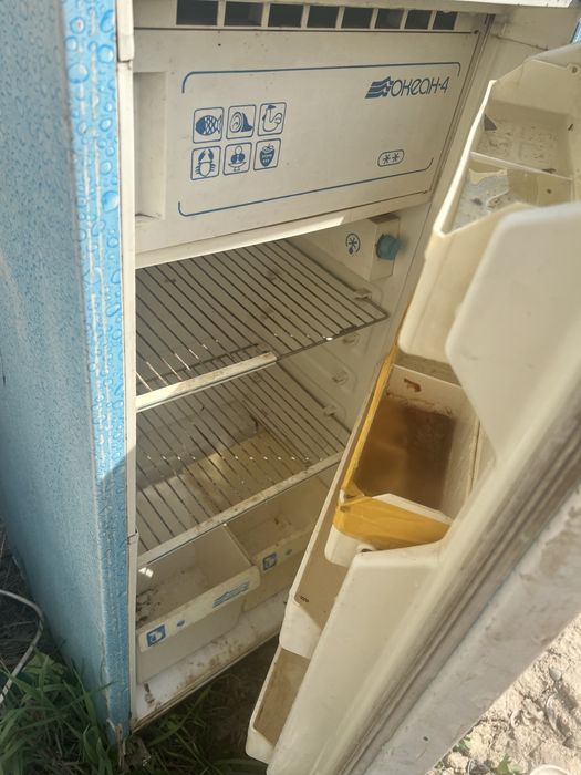 Продаю холодильник
