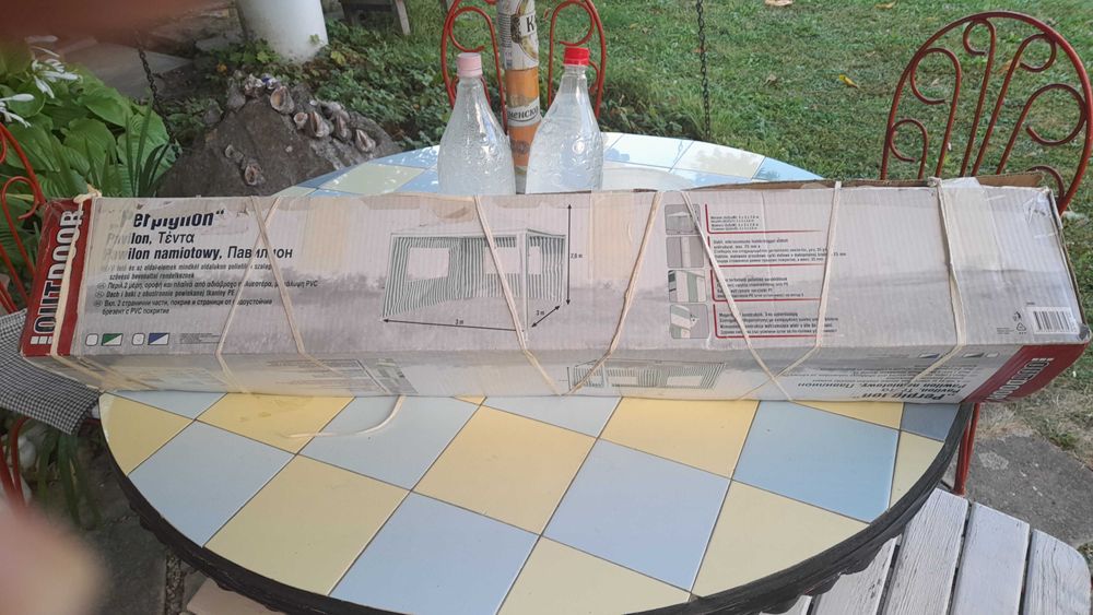 Шатра Нова,  с три затварящи се страни