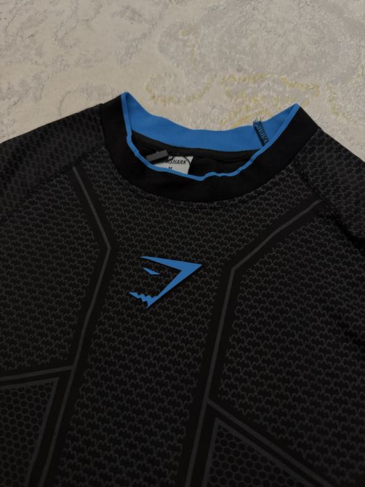 Gymshark onyx v3 rashguard