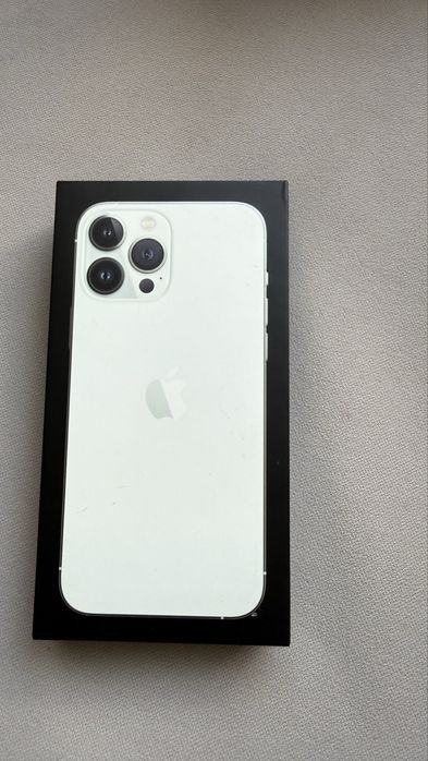 iPhone 13 Pro Max 256 white