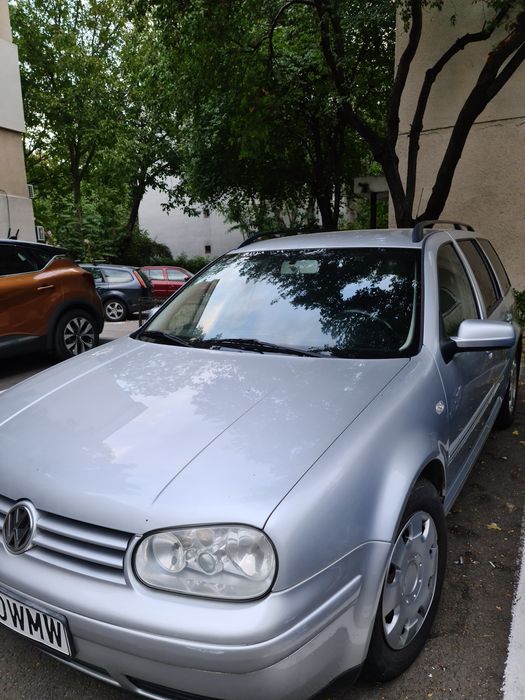 Volkswagen golf 4 benzina 1.6 16v/ VW golf 4 benzina break argintiu