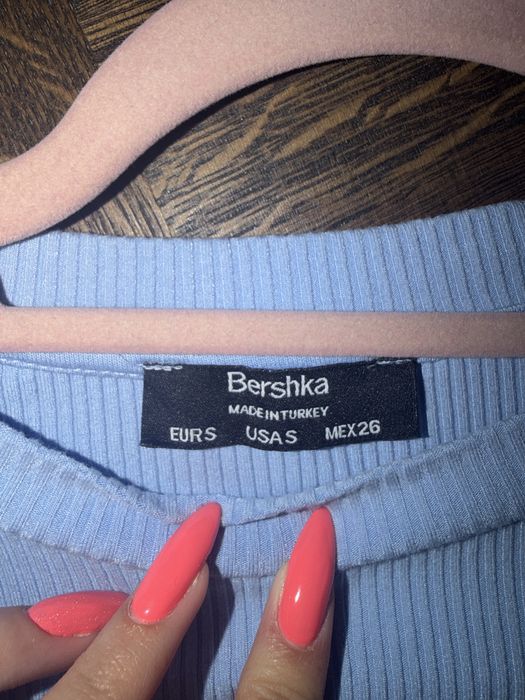 Синя рокля на Bershka