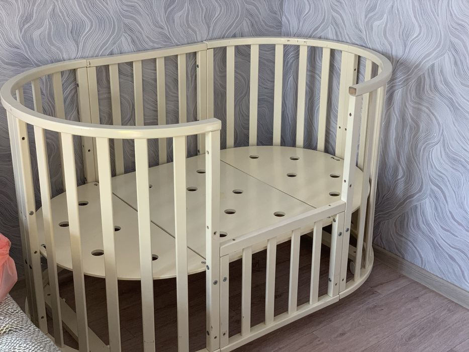 Продам детскую кроватку трансформер