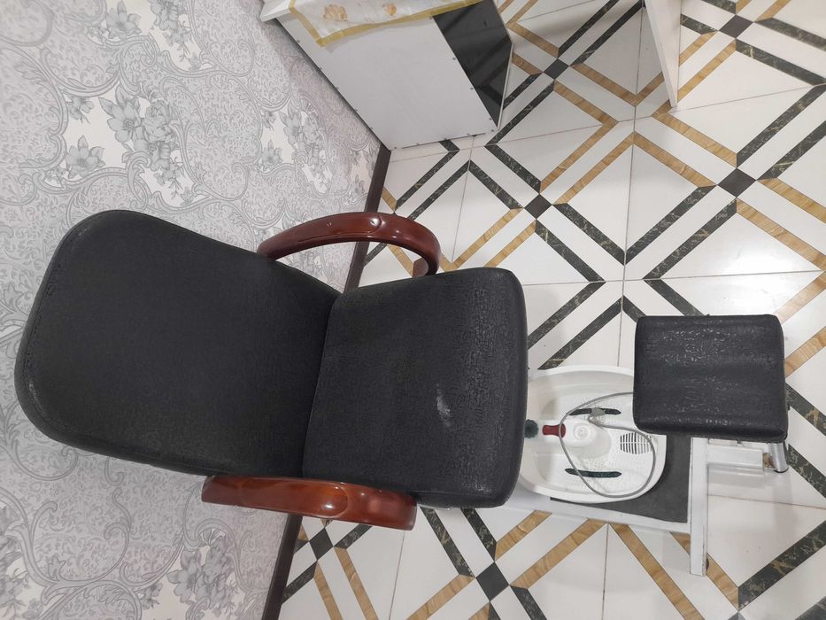 Педикюрный кресло