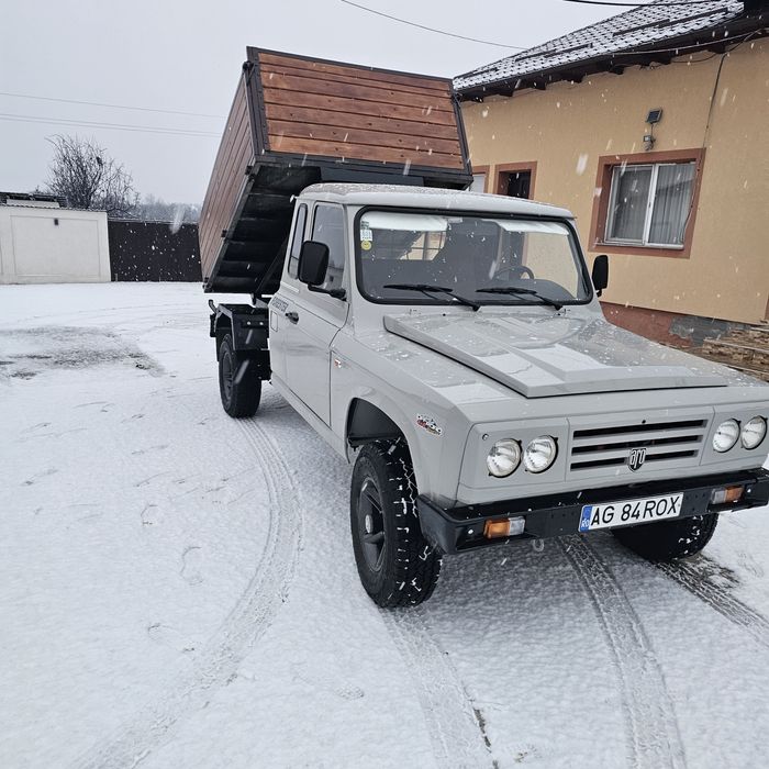 Vând Aro Autoutilitară