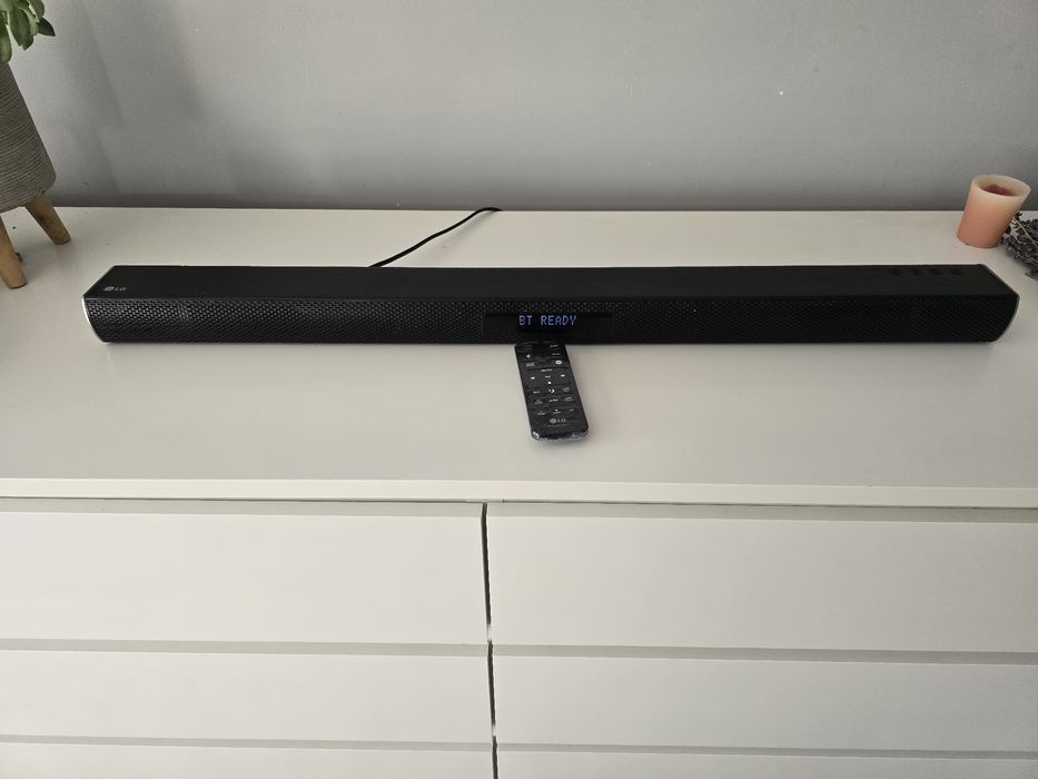 LG sound bar LAC555H