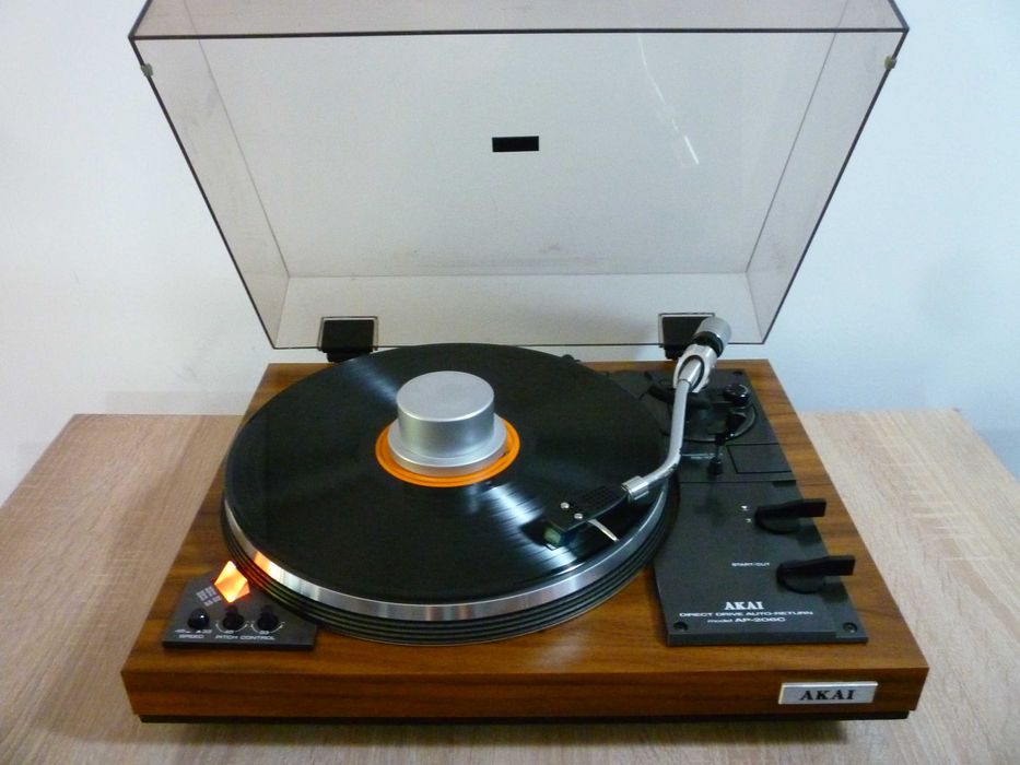 nou !  pick-up   akai    ap-206c