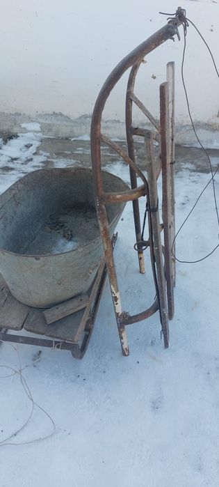 Продам сани а отличном состоянии