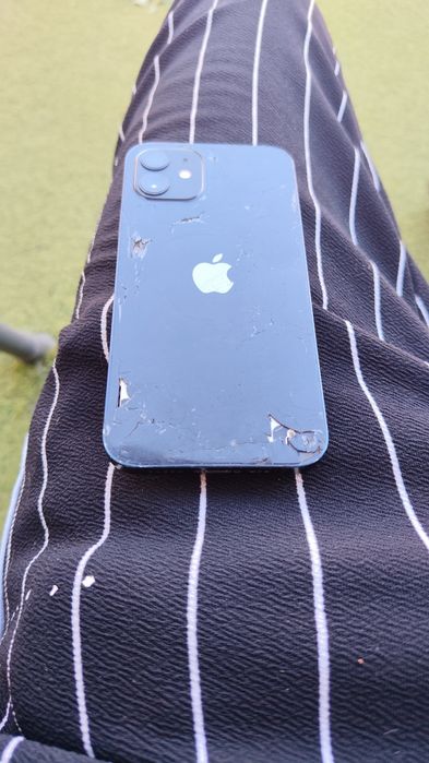 iPhone 12 mini in stare funcțională