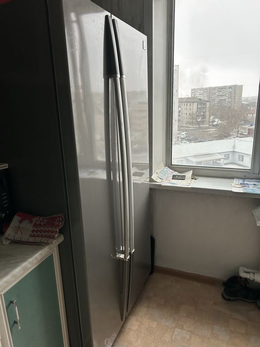 Продам холодильник