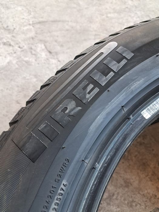 2 anvelope iarnă 225 60 r18 Pirelli