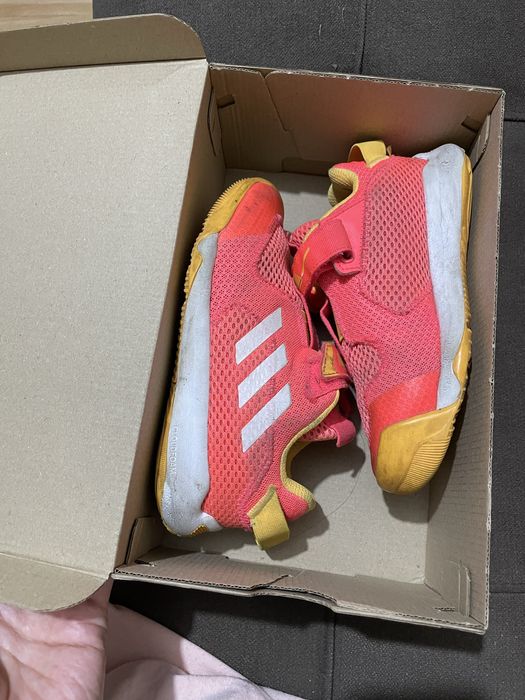 Кроссовки adidas оригинал