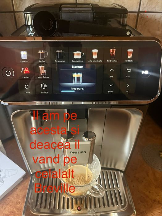 Expresor cafea BREVILLE foarte putin folosit