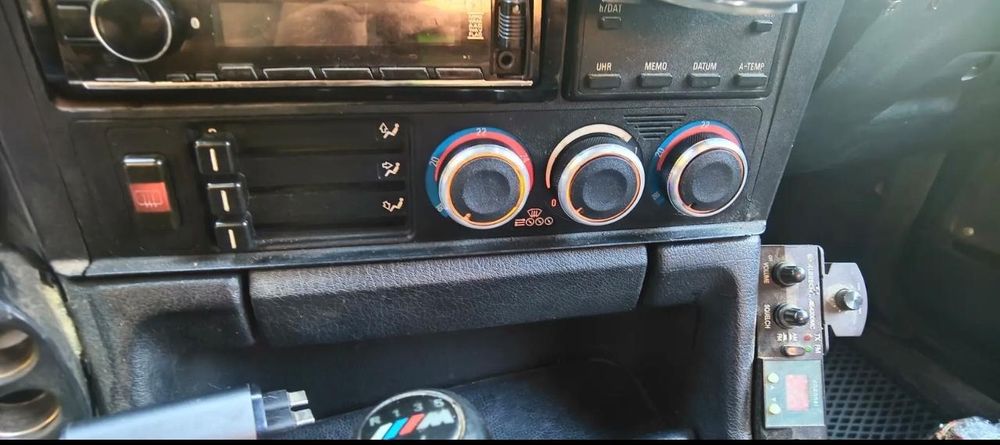 Регуляторы отопителя печки BMW E 34