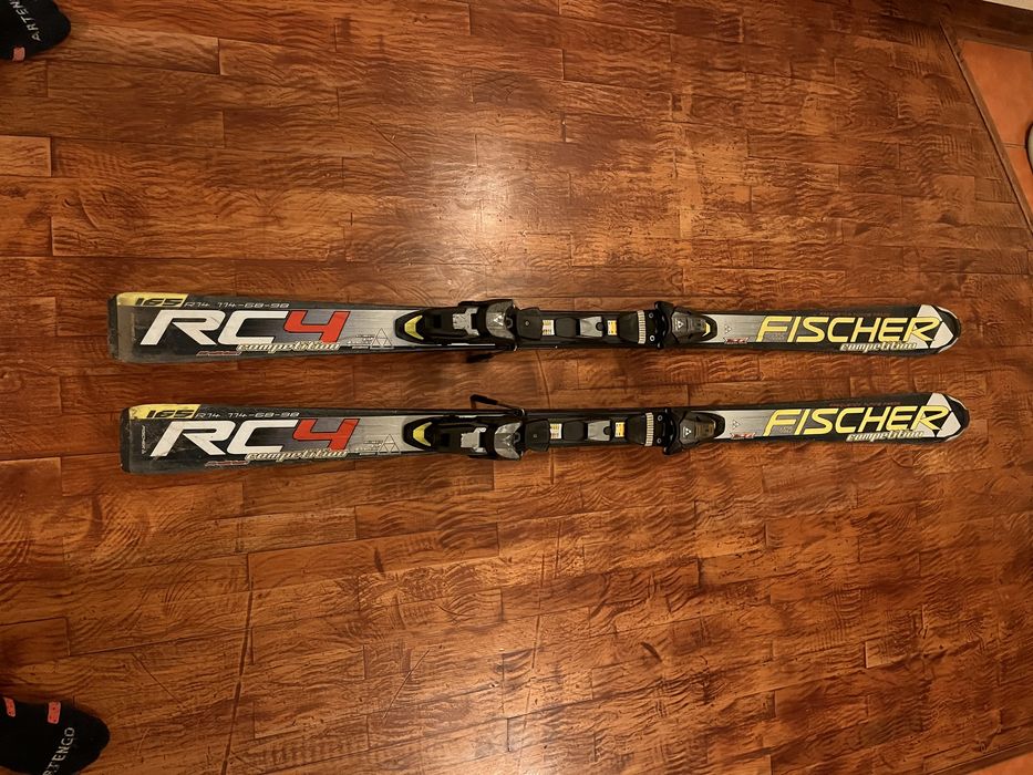 Schiuri fischer 165cm+casca copii