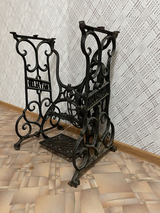 Продам станину от швейной машины.