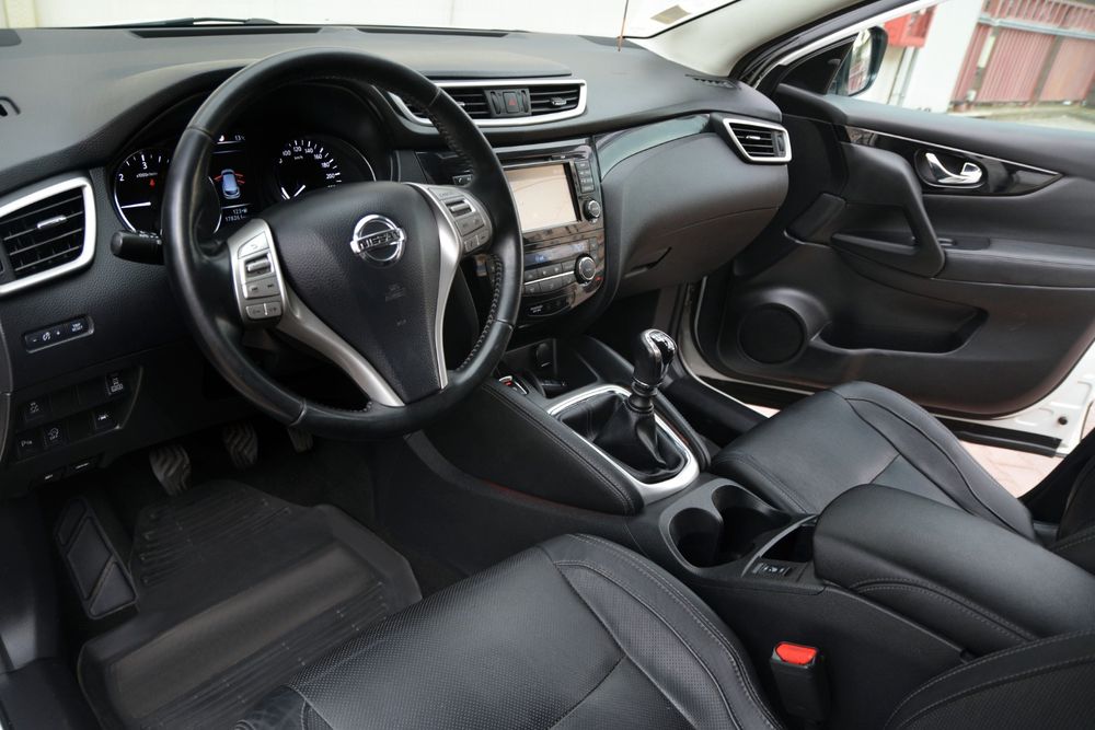 Nissan Qashqai Tekna 4×4 1.6Dci 131CP 2015 Full Options