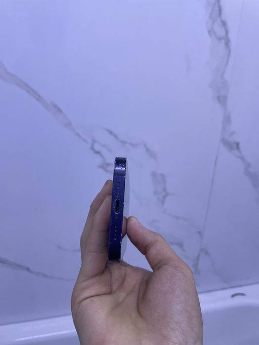 Продам айфон 12 мини