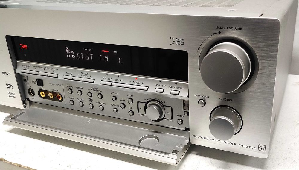Sony str DB 780 QS statie muzica amplificator stereo si multicanal