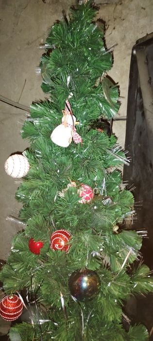 Коледна,новогодишна елха