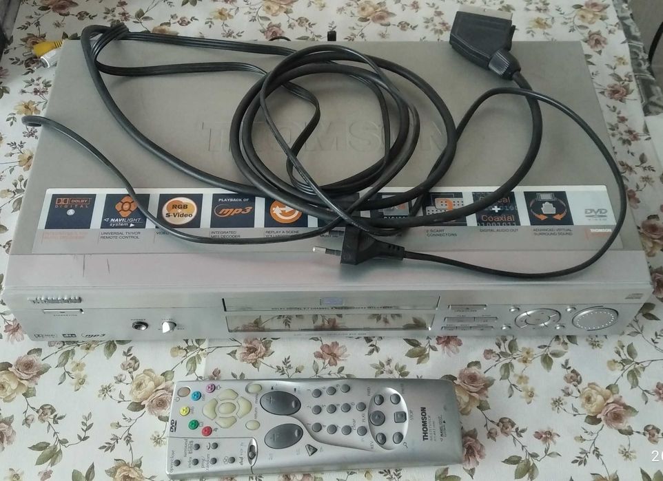 Vând dvd-player Thompson