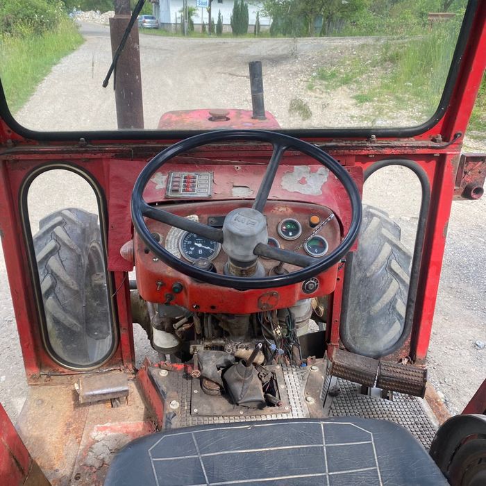 Massey Ferguson 240