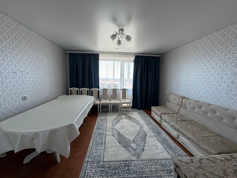 Стол,стуля,диван углавой