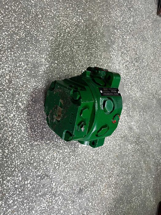 Pompa Hidraulica John DEERE pe nuturi