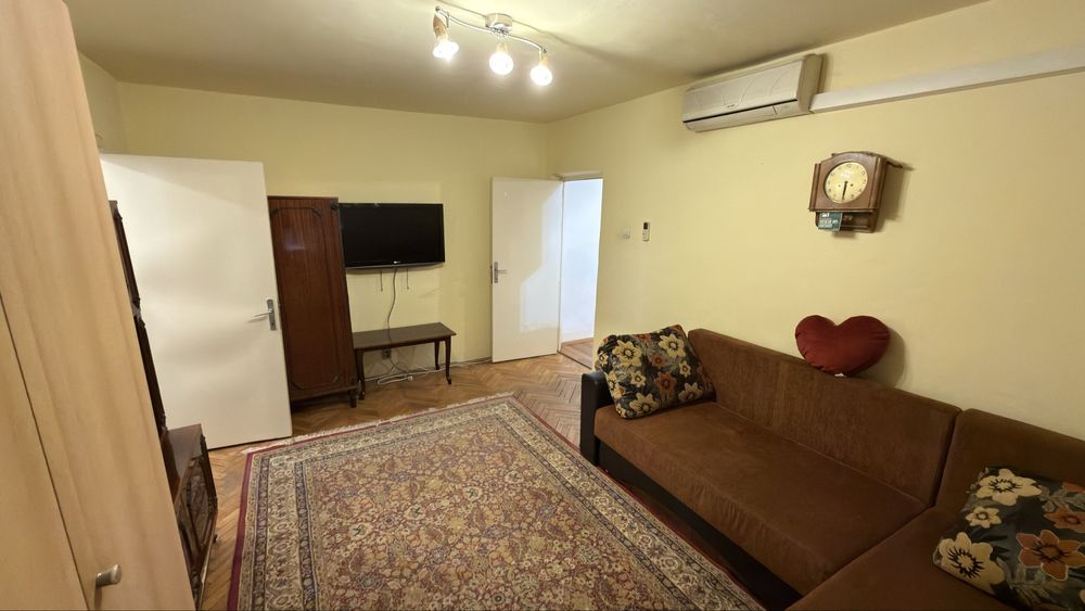 De închiriat apartament 2 camere
