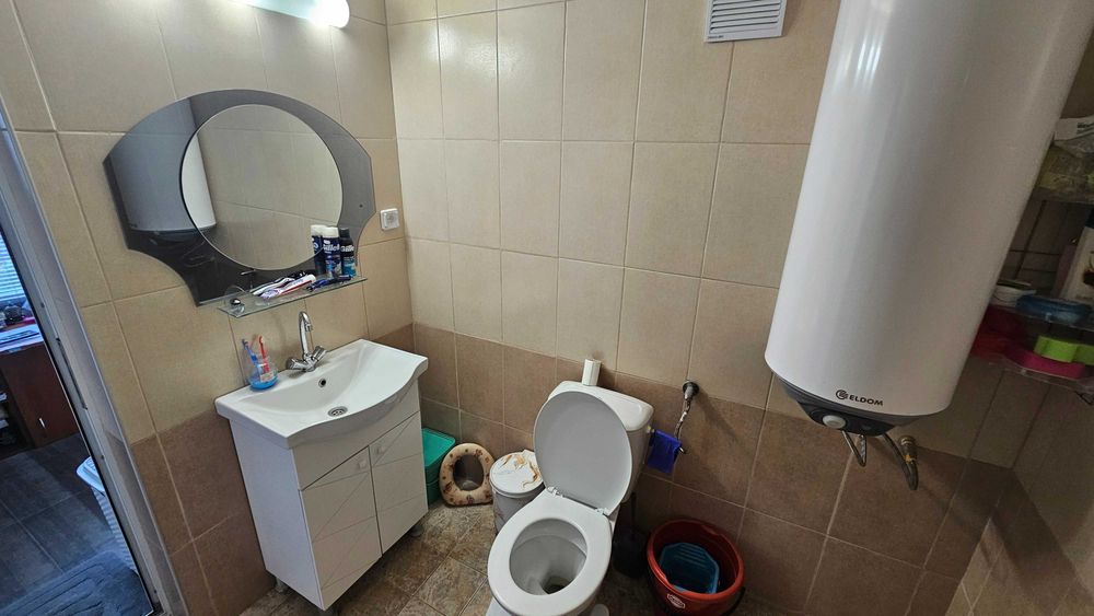 1808 - Продава се едноетажна къща в село Пороище!