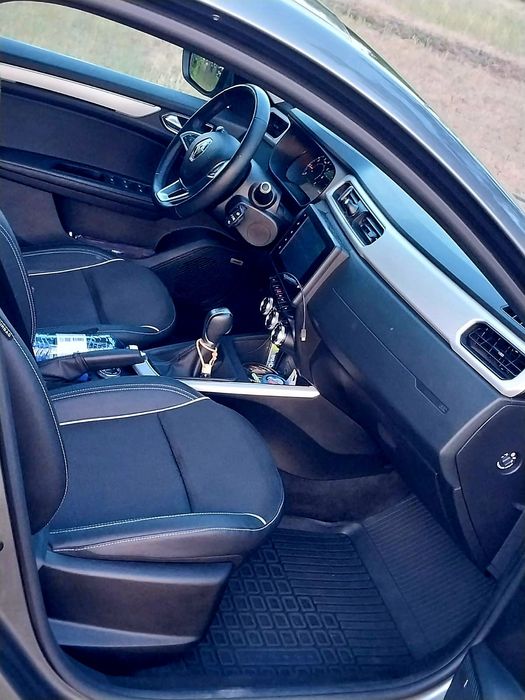 Продам а/ мобиль RENAULT ARKANA