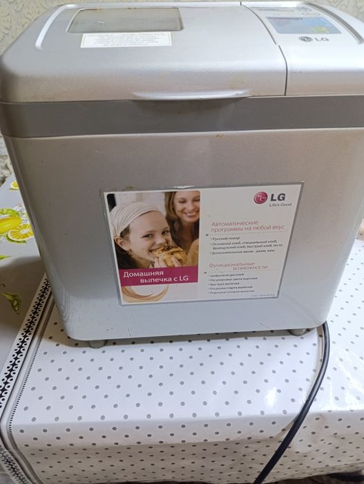 Продается Хлебопечка