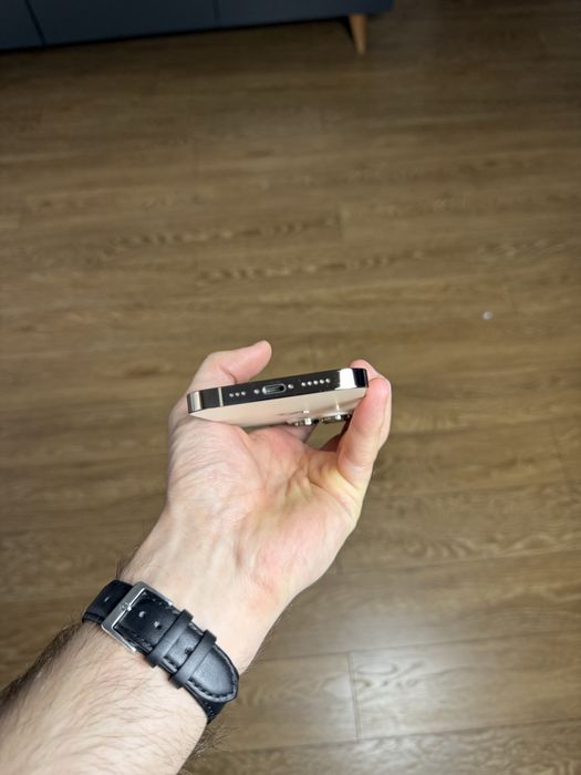 iPhone 14 Pro Gold 128gb