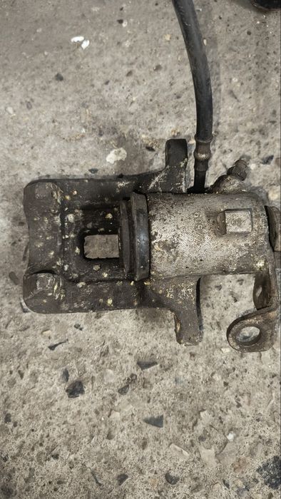 Спирачен апарат заден Golf 4