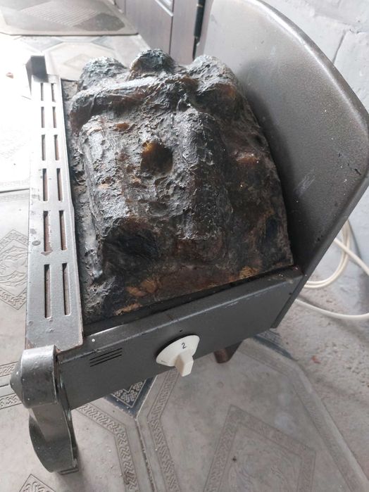 Обогреватель( электрический камин)