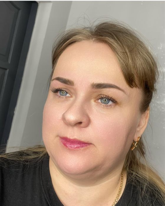 Даминирование бровей и ресниц