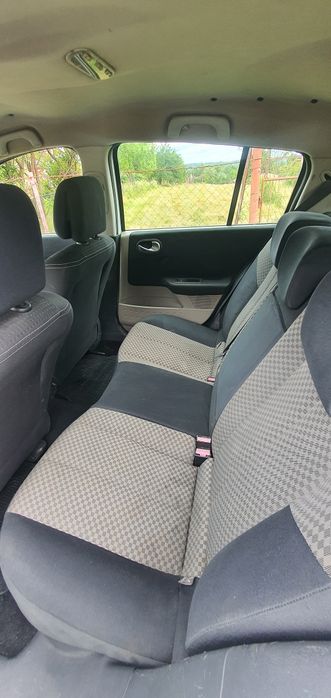 Renault Megane 2 hatchback