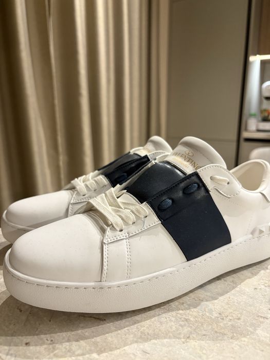 Valentino Garavani blue 44