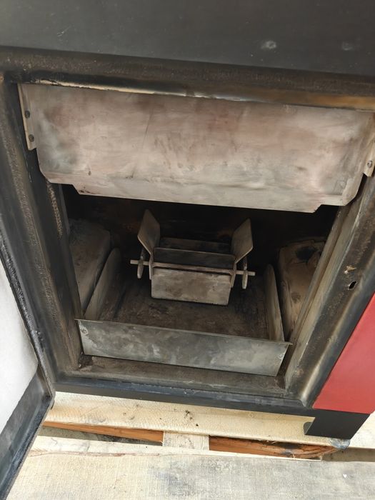 Котел на пелети DZ idrobox 30 kW