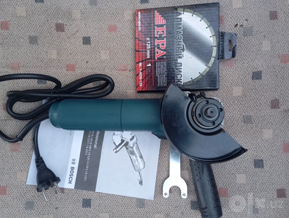 Болгарка BOSCH маленькая