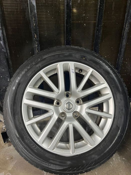 215/55/17. С дисками ниссан марк2 подходит