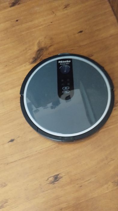 Прахосмукачка- робот MIELE