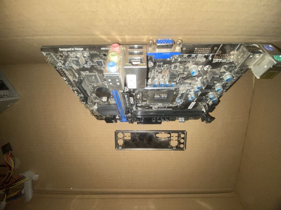 Материнска плата. MSI H61 [ДЕФЕКТ]