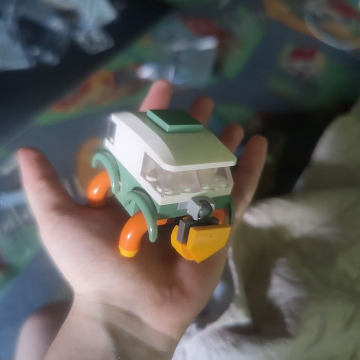 Nu știu cum se cheamă este de la lego