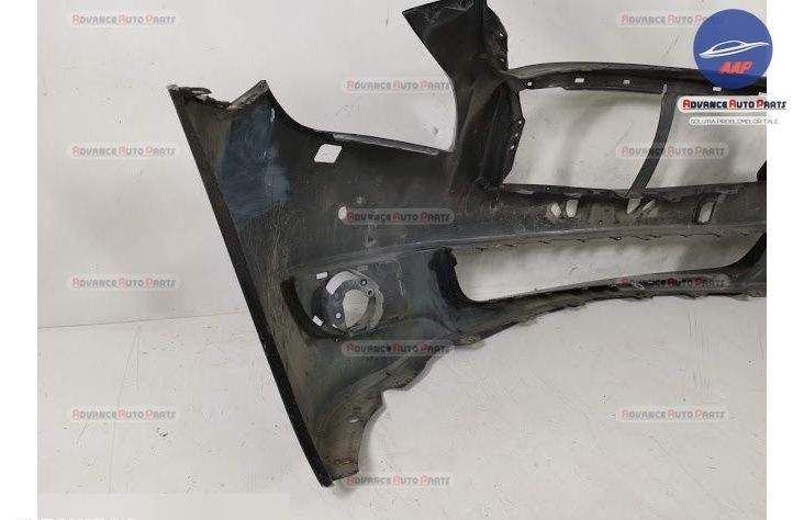 Предна броня Г37 оригинална със сензори и миещи устройства Инфинити Г