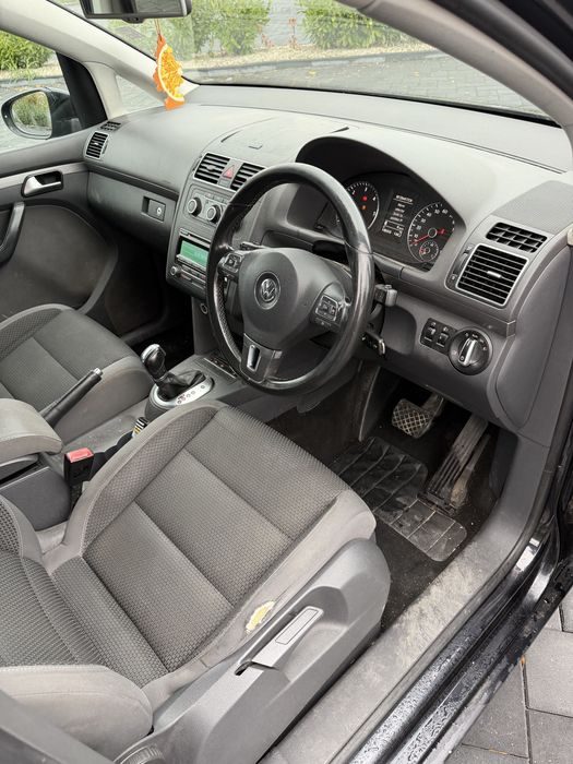 Interior Touran 7 Locuri 2013