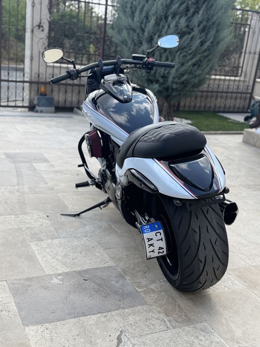 Suzuki Intruder M109R BOSS EDITON