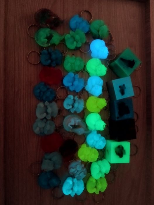 Брелки из эпоксидной смолы