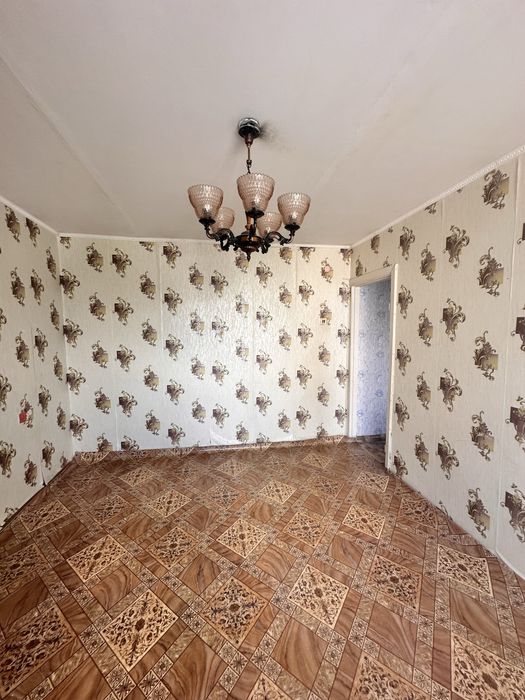 Продам 2-комнатную квартиру